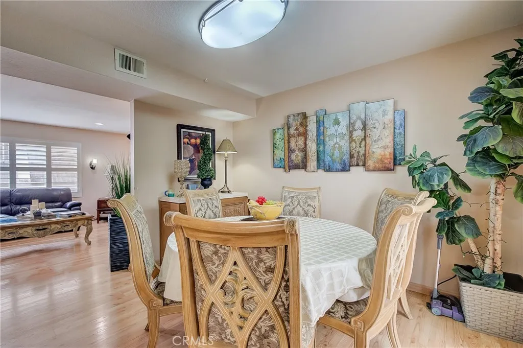 655 Alexander Street 3, Glendale, California 91203 home-pic-11